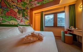 Omama Hotel Aosta