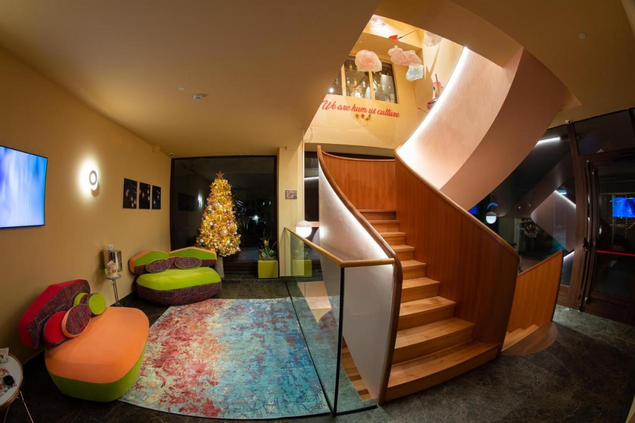 Omama Hotel Aosta Esterno foto