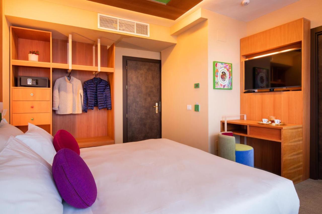 Omama Hotel Aosta Esterno foto